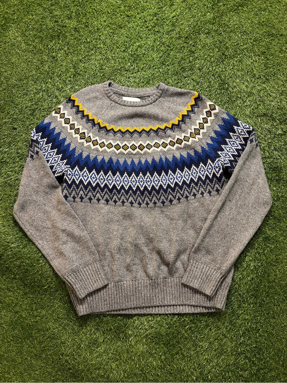 Men's Gray Fair Isle Crewneck Sweater with Blue & Yellow Pattern